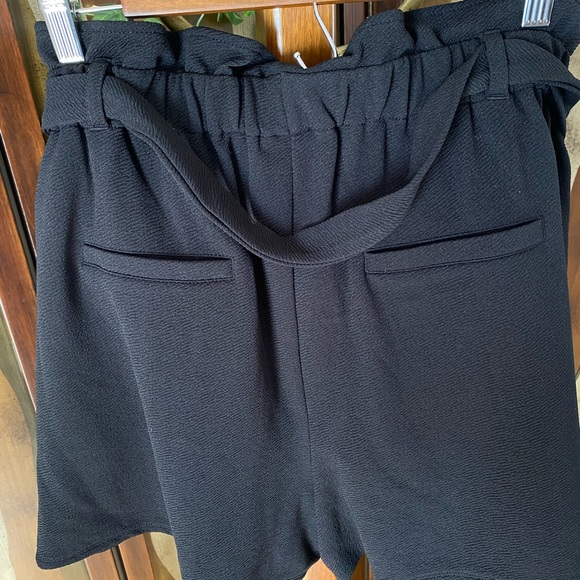 NWT Bar III Plus Size High-Rise Black Shorts, size 2X - Picture 5 of 5